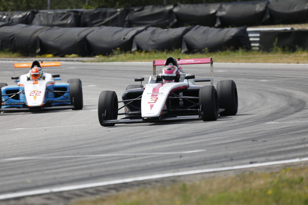 (Foto: STEP Motorsport)